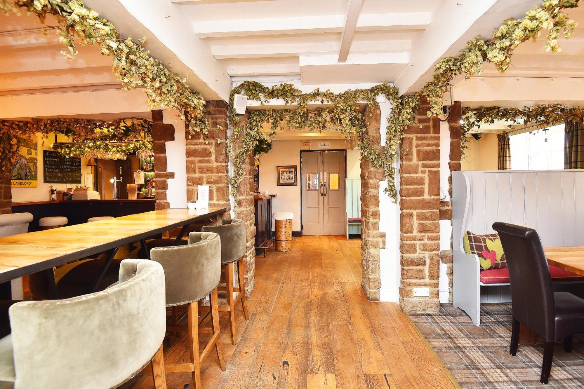 Chequers Inn Harrogate Exterior photo