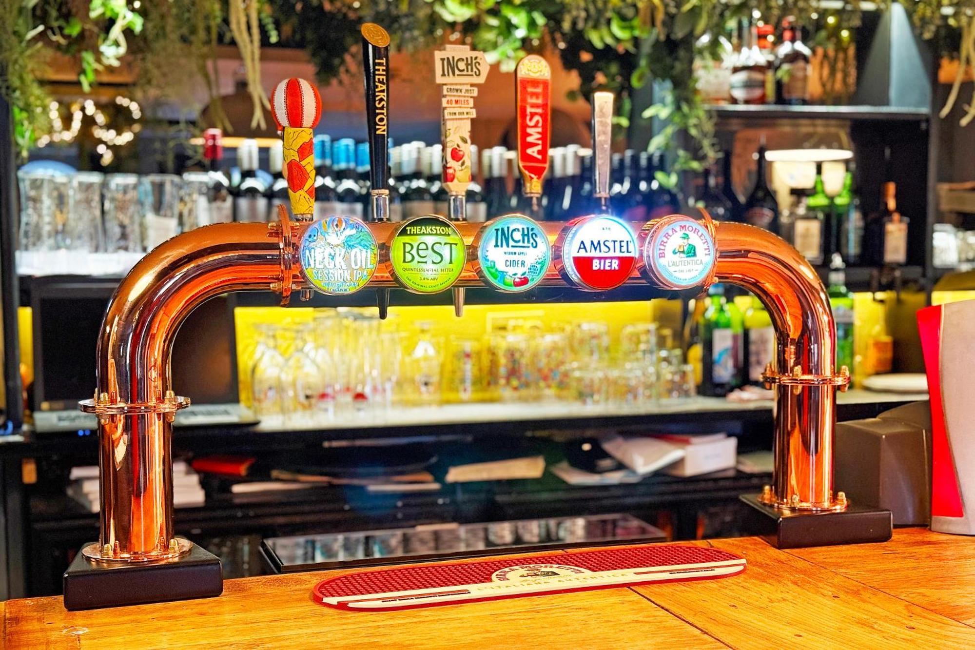 Chequers Inn Harrogate Exterior photo